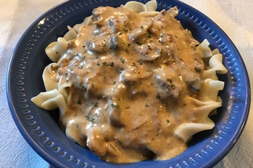 Weeknight Slow Cooker Beef Stroganoff (Betty Crocker) Recipe